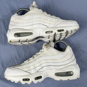 Nike Air Max 95 Essential White Women’s Size 7 Running Shoes CK7070-100
